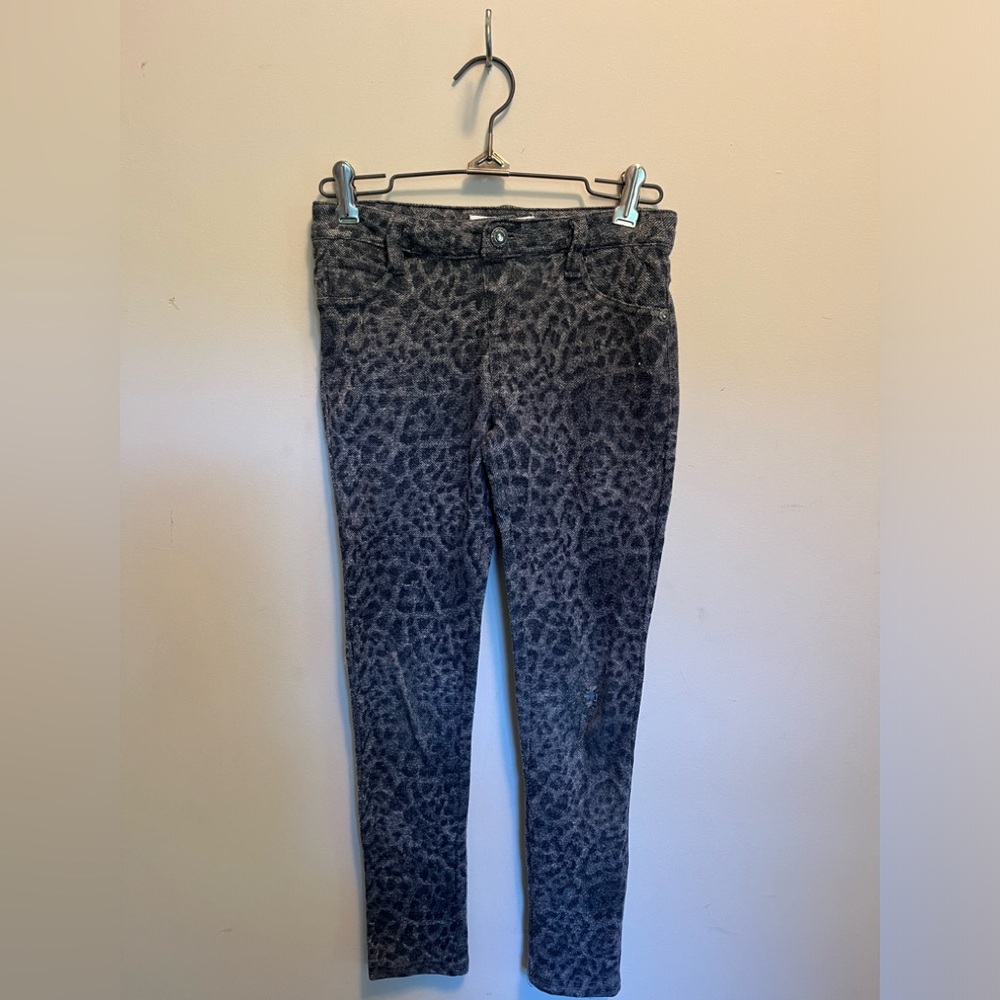 Bongo, girls youth grey cheetah print jeans with rhinestone button.